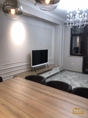 82 kv m-lik mənzilin təmiri